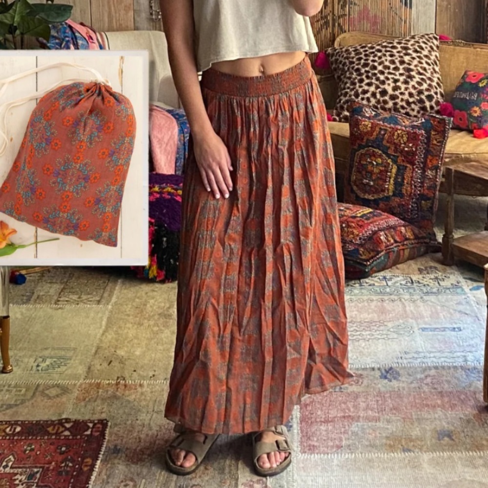 Natural Life Skirt-In-A-Bag (SIZE S/M)